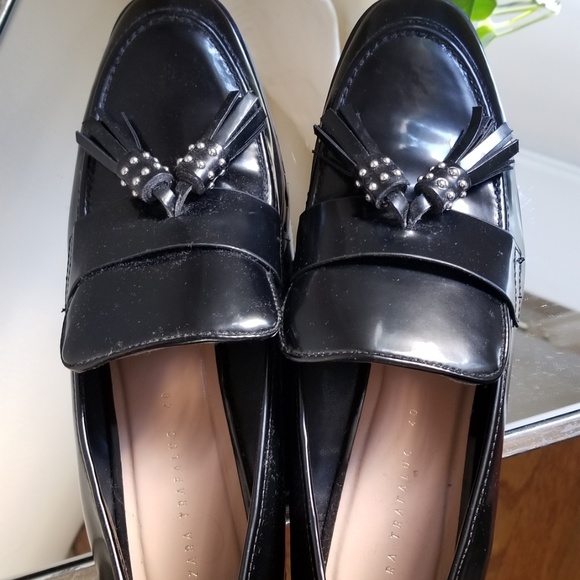 Zara Black Loafer with Studded Tassels Sz 9 - Picture 3 of 5